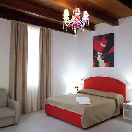 Bed & Breakfast Stellaris